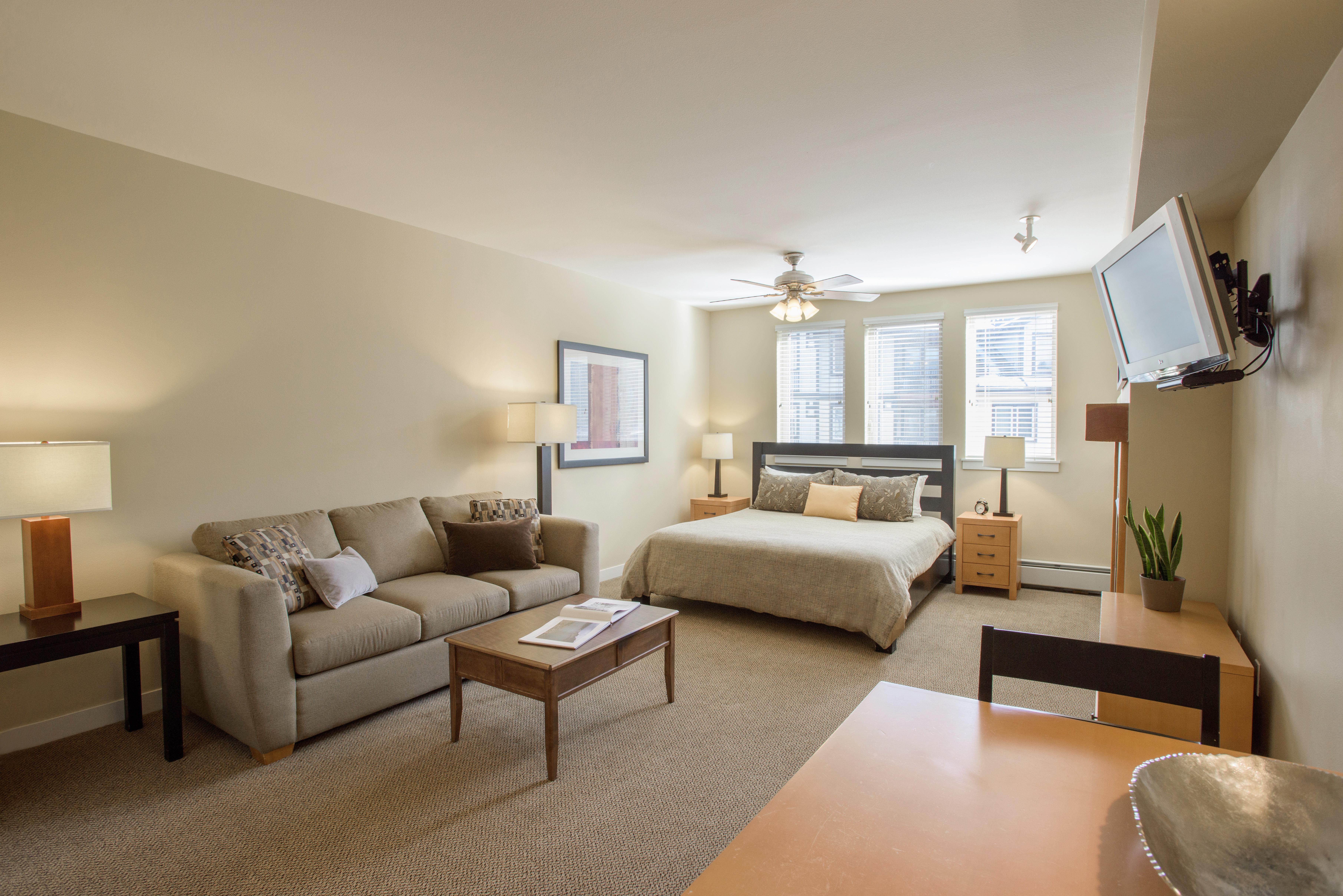 Fraser Crossing And Founders Pointe Lodge