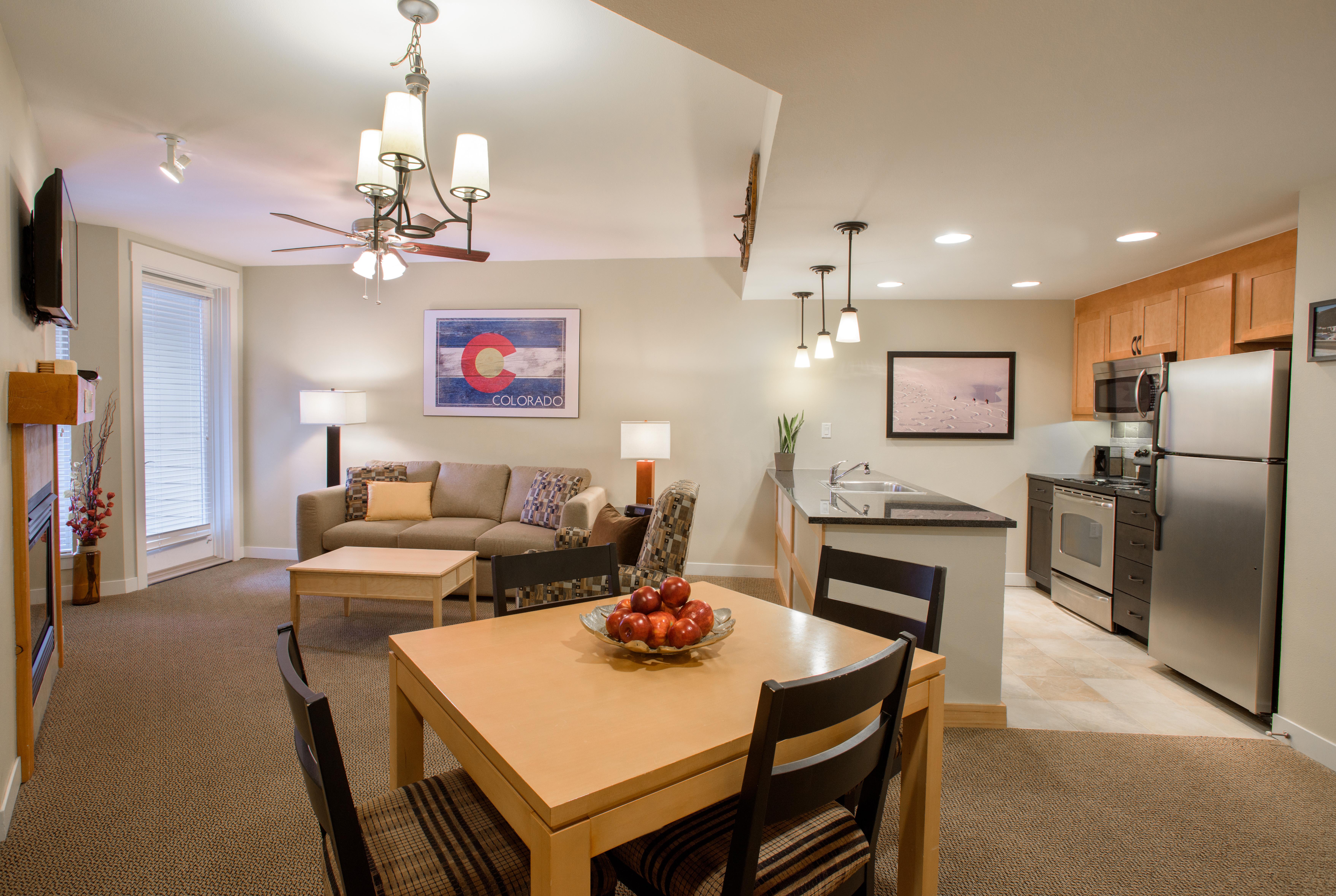 Fraser Crossing And Founders Pointe Lodge *